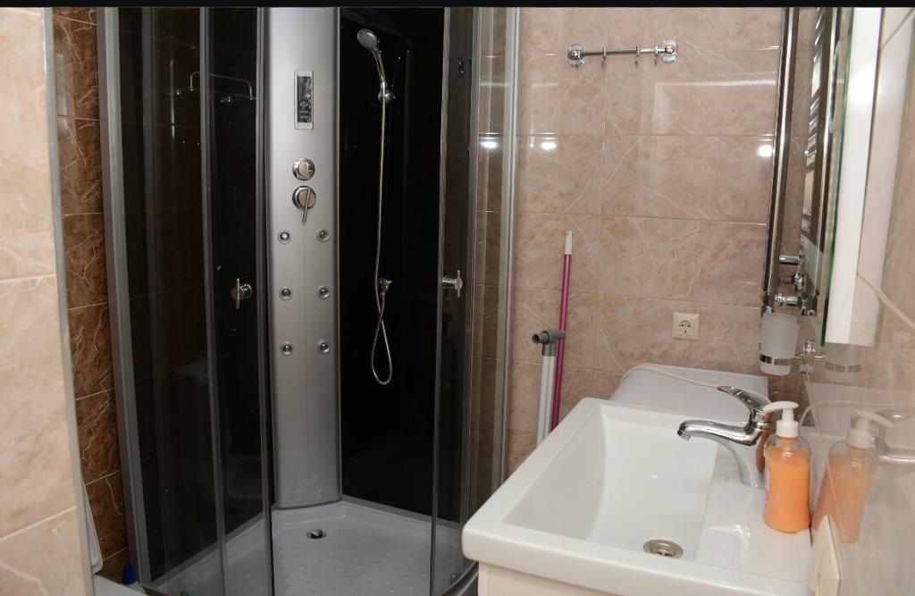 G.M.M Apartaments Batumi Exterior photo